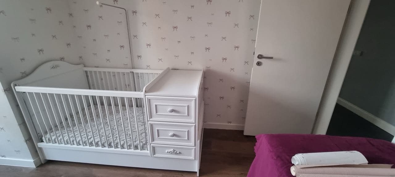 Çilek Romantica Büyüyen Bebek Karyolası